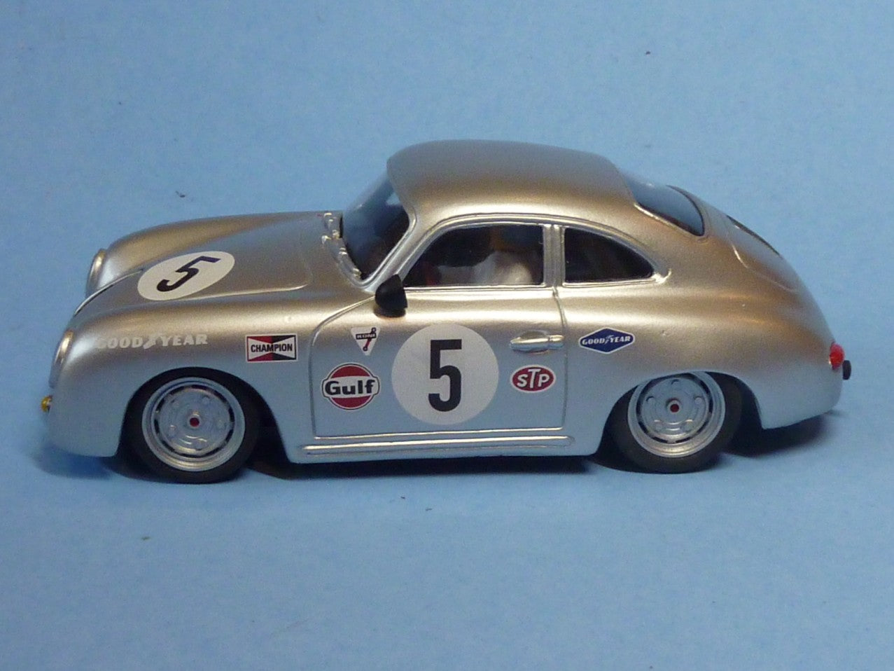 Porsche 356, 1.24 (24TH-401)