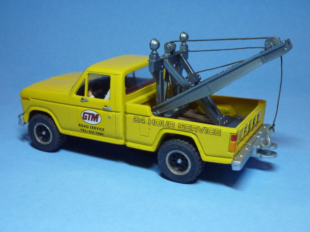 Ford F100 Recovery Truck, 1981 (TRU-114)