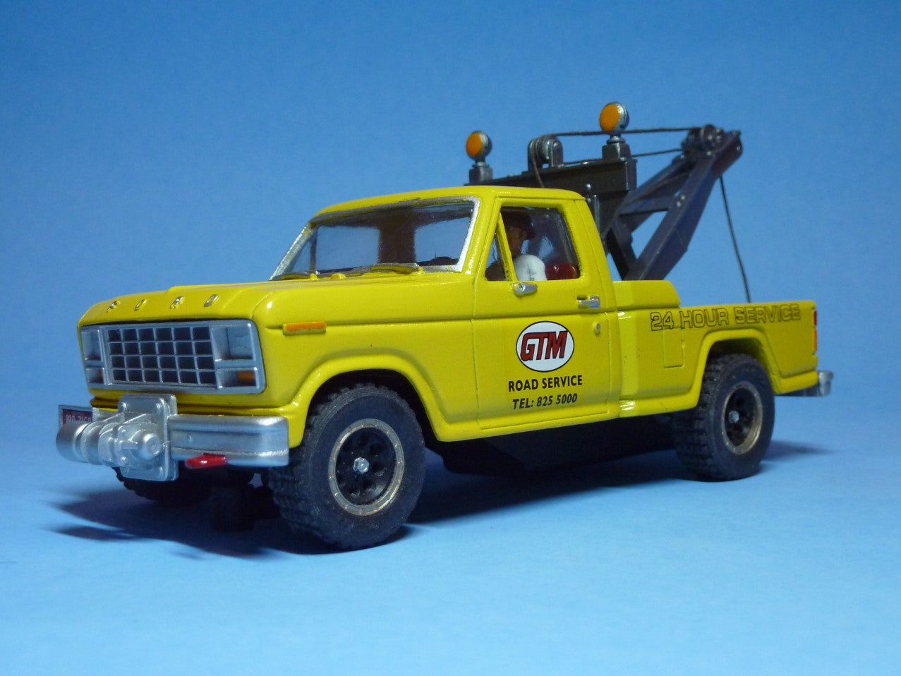 Ford F100 Recovery Truck, 1981 (TRU-114)